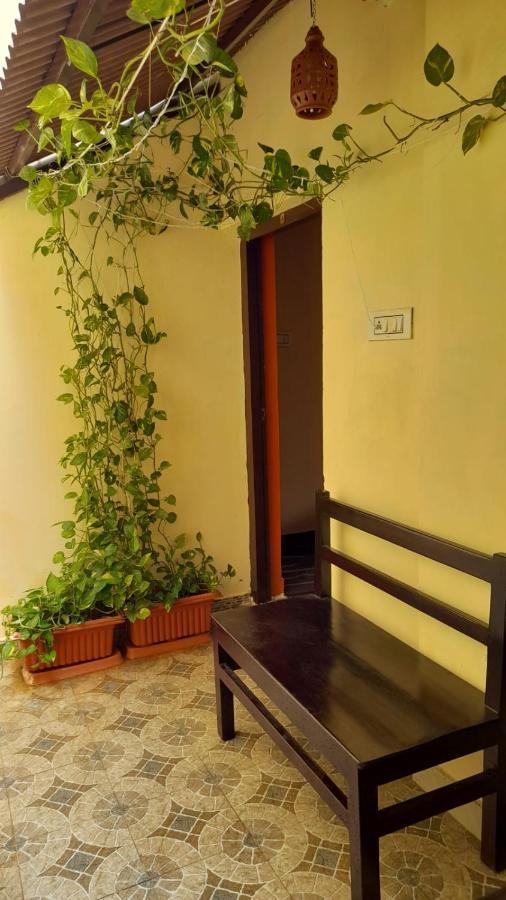 Villa Umar Homestay Puducherry Eksteriør billede